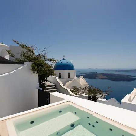 Panoramic View In The Heart Of Apartment