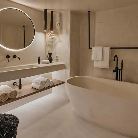 Panoramic View In The Heart Of Apartment